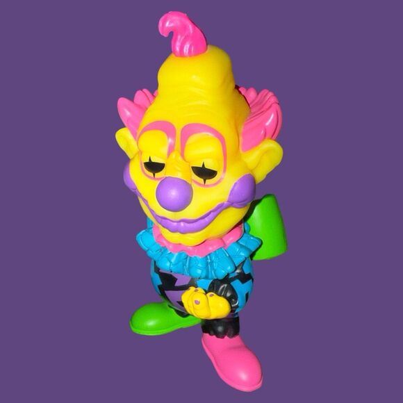 Funko Pop! Movies #931 Killer Klowns from Outer Space Blacklight B7 - Picture 1 of 6